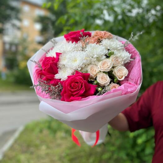Розовый серпантин