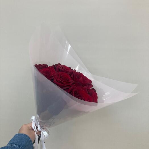 9 красных роз