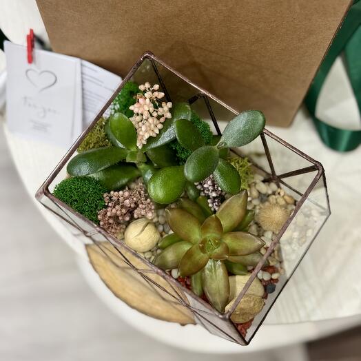 Цветочная композиция подарок на праздник