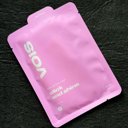 Маска тканевая для лица розовая