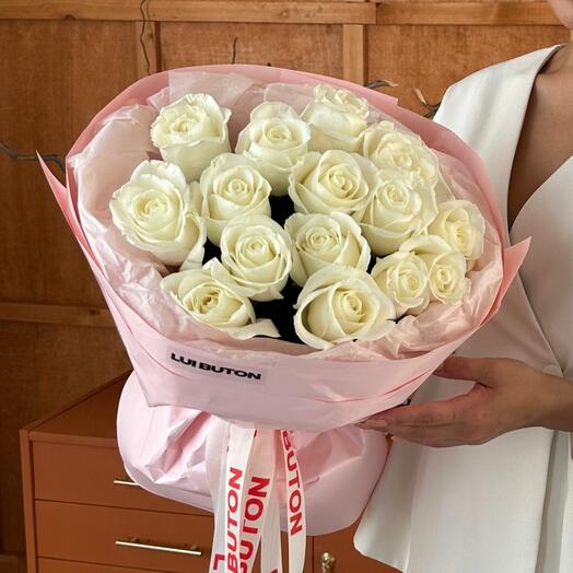 Букет "15 белых роз"