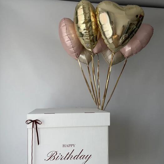 Нежные сердца в коробке