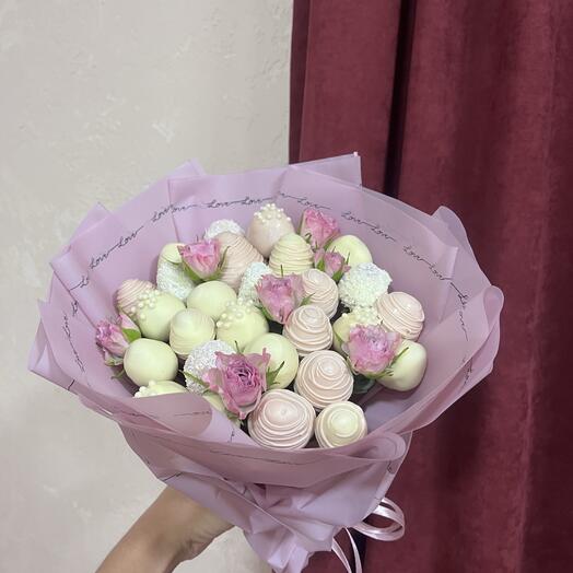 Букет из клубники Дари Нежность