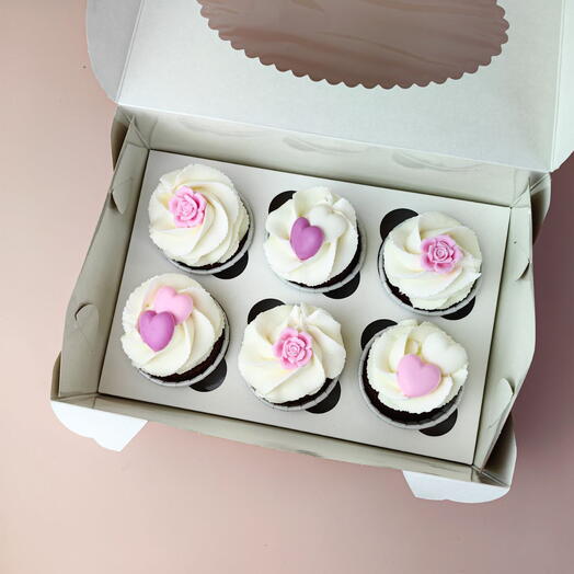 Капкейки 6шт с розами и сердечками набор 6шт