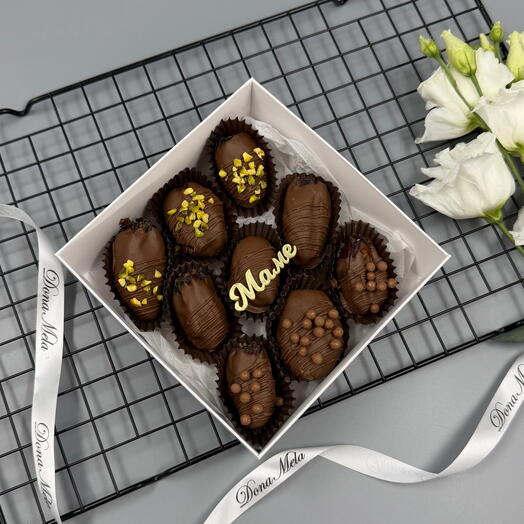 Финики в бельгийском шоколаде для мамы