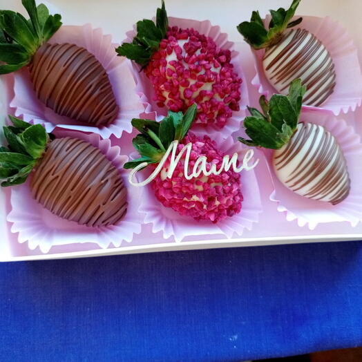 Клубника в шоколаде маме 6 шт