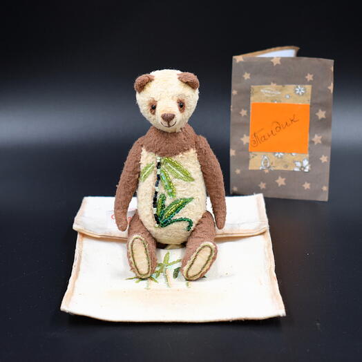 Коллекционная игрушка Пандик мишка на новый год