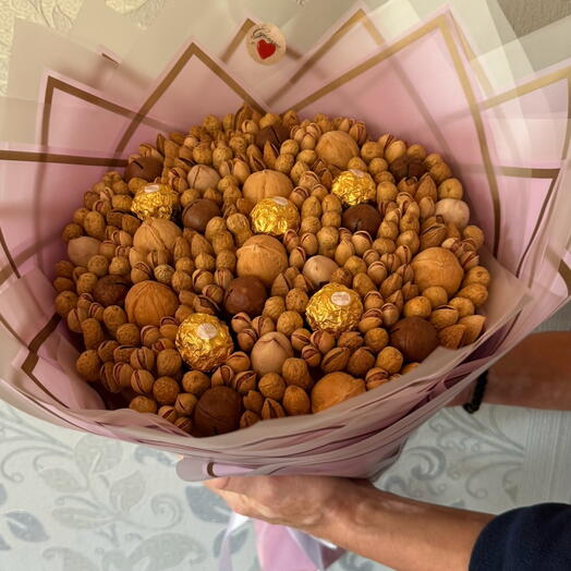 "Ореховый букет"