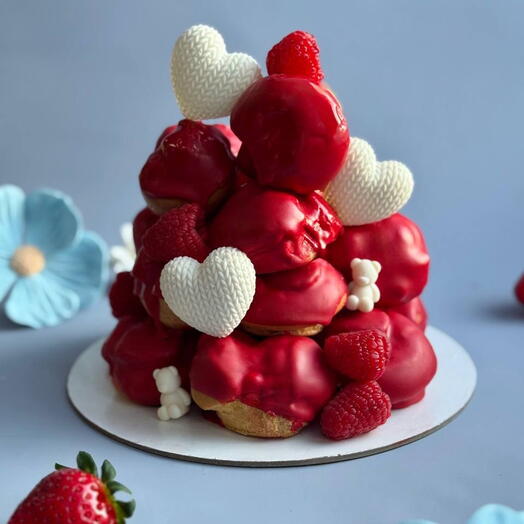 Гора профитролей к 8 марта