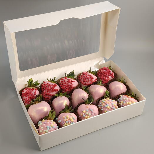 Клубника в шоколаде 15 ягод