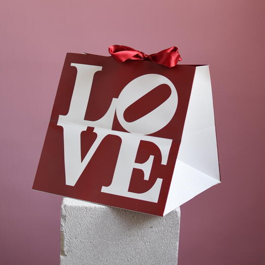 Пакет подарочный LOVE