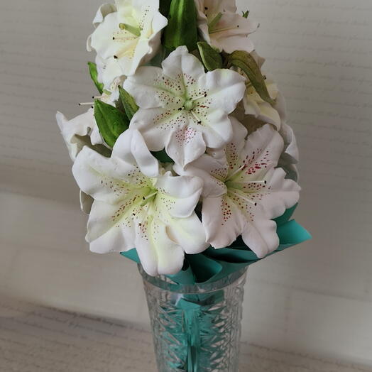 Зефирные цветы Букет лилий из зефира