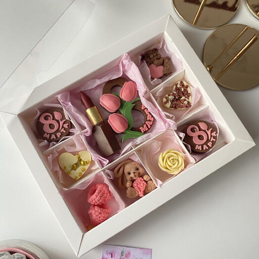 Подарок на 8 марта из шоколада