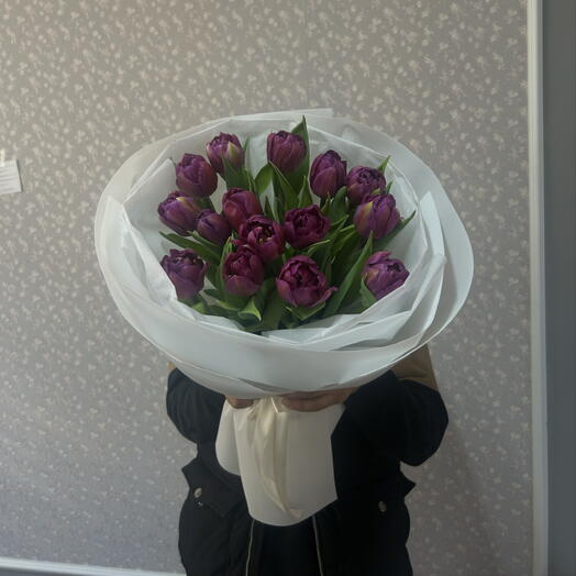 15 фиолетовых тюльпан