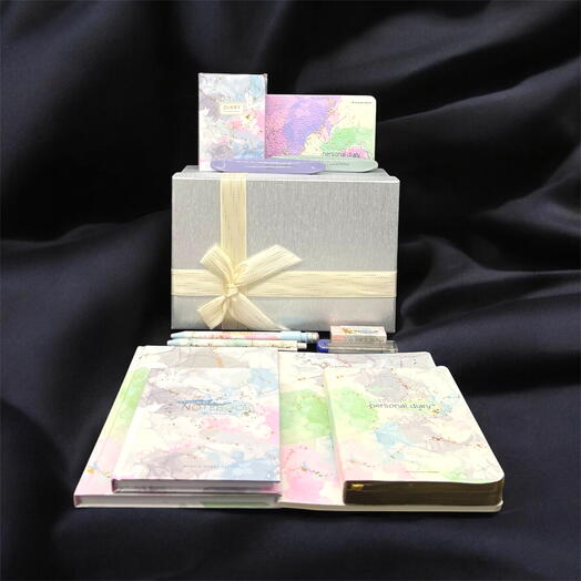 Подарочный набор коллеге «Модный офис — Нежность Весны» (Офис 03)