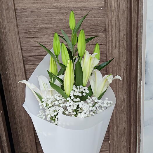 Lilies Grace
