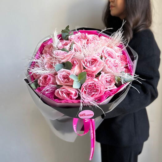 Букет "25шт Pink O Hara с эвкалиптом"