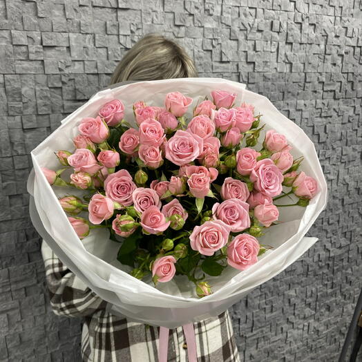 Букет из 11 кустовых роз