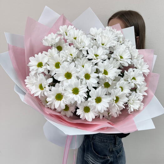 Букет из 7 кустовых хризантем ромашка