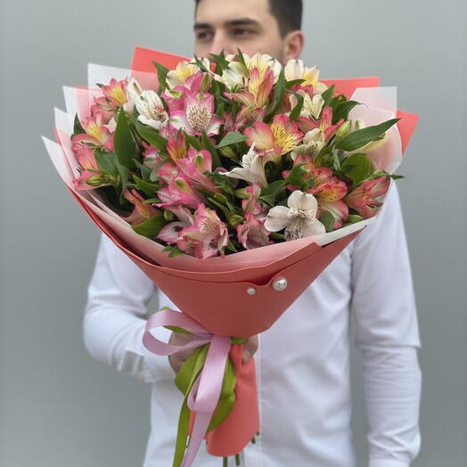 Микс нежной альстромерии