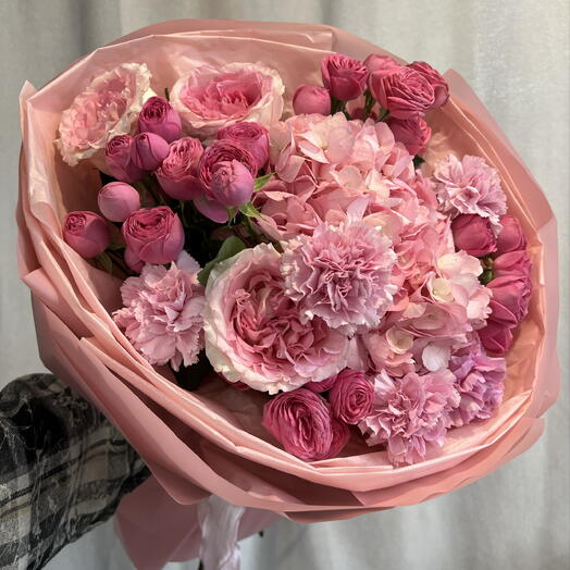 Голандская гортензия с кустовыми розами 🌸