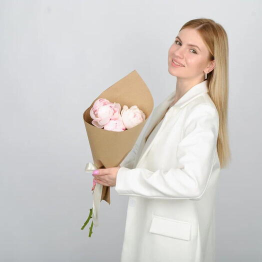 Букет из пионов 3 комплимента 💖
