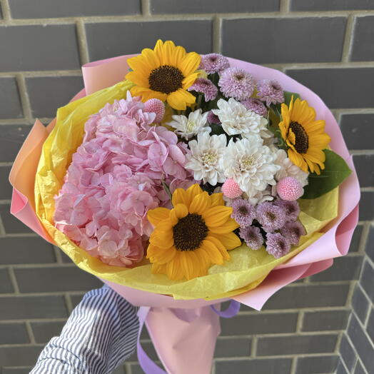 Яркий букет с подсолнухами 💛