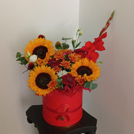 Коробка с подсолнухами
