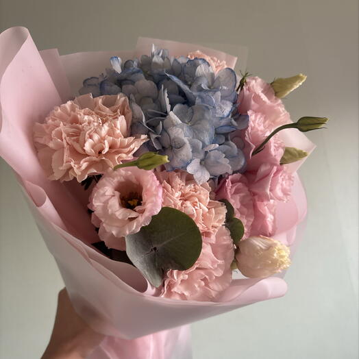 Букет из голубой гортензии/эустомы/диантуса💕
