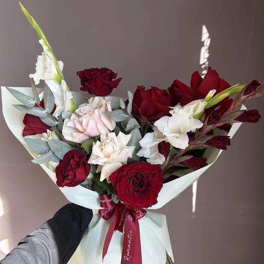 Сборный букет с розой hearts
