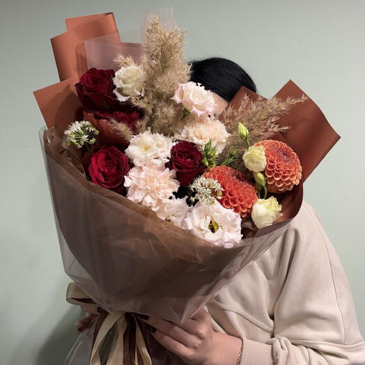 Букет осенний из георгин, эустомы, роз и диантуса🌸🍂💕