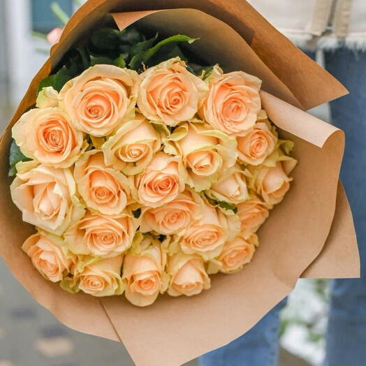 21 Peach roses 50cm in craft