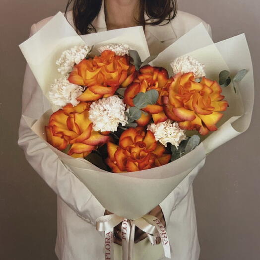 🧡 Яркий букет роз 🧡 Французские розы, диантусы, эвкалипт / Оранжевая роза