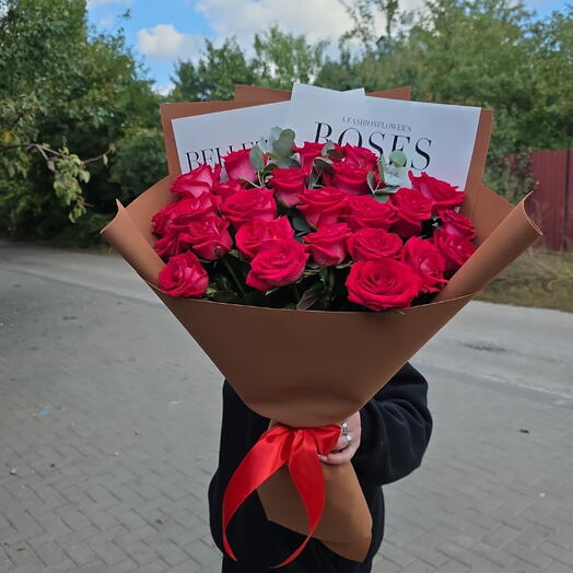 25 роз