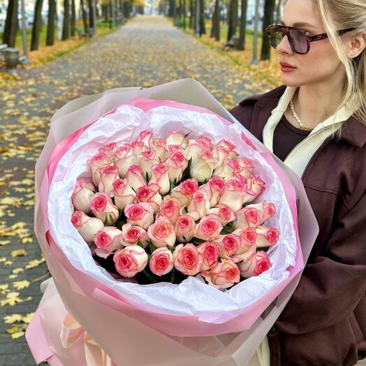Букет из 51 розы