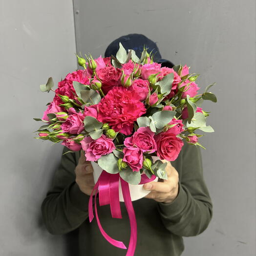 Малиновая композиция с Розами и Диантусами 🌺