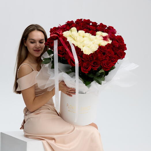 Розы с сердцем внутри