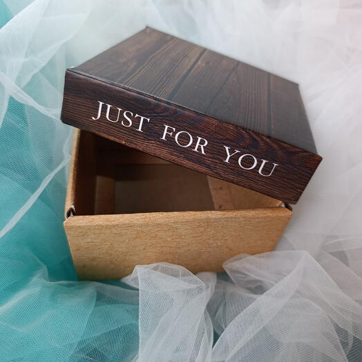 Подарочная коробка "Just for you"