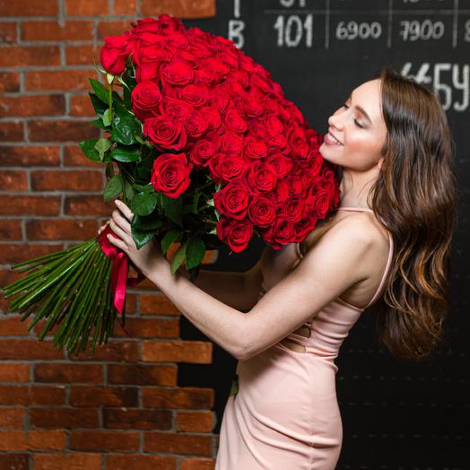 101 roses 50 cm high in a bouquet (Ecuador)