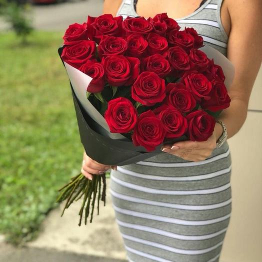 25 красных роз