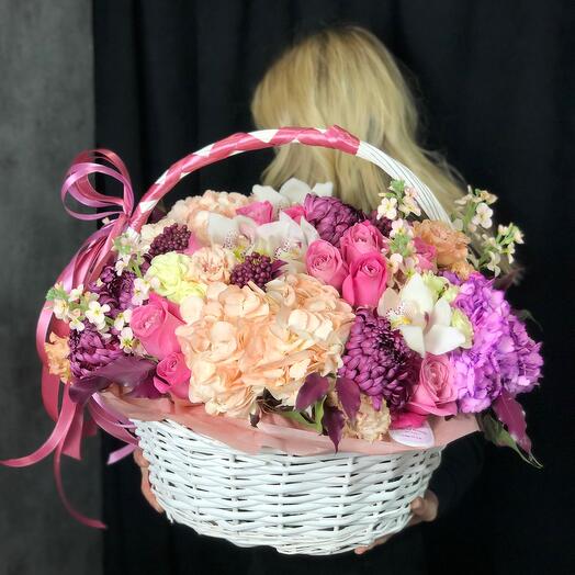 Basket with flowers