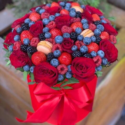 Цветы в коробке,, Красная шапочка"