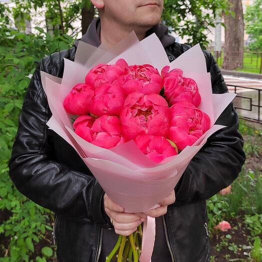 9 коралловых пионов Корал шарм. Букет 229 Kimbirly Flowers