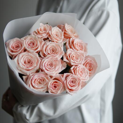 15 pink roses