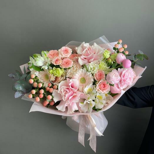 Florist s Special with French rose, alstroemeria and gerbera