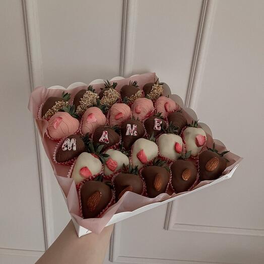 Клубника в шоколаде „МАМЕ" 25 шт