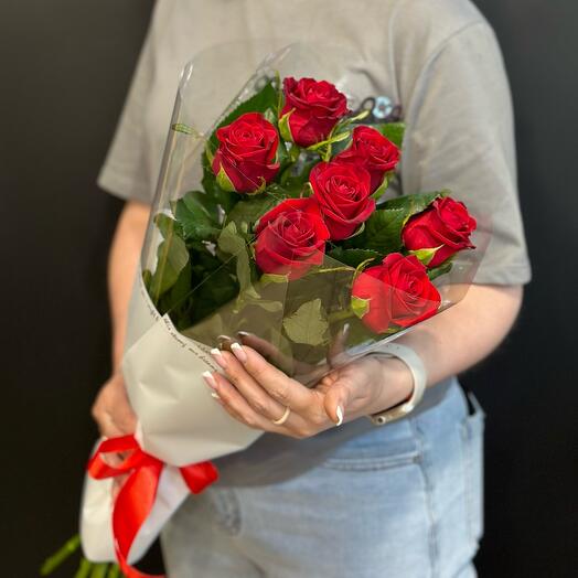 Букет красных роз 🌹