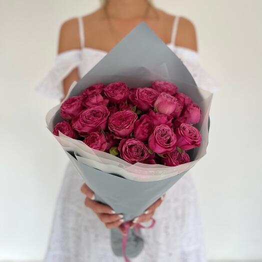Ramo de 7 rosas de peonía arbustiva