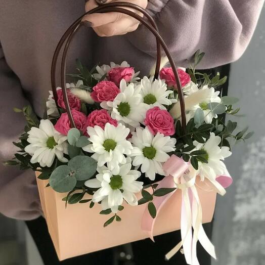 Цветы в коробке