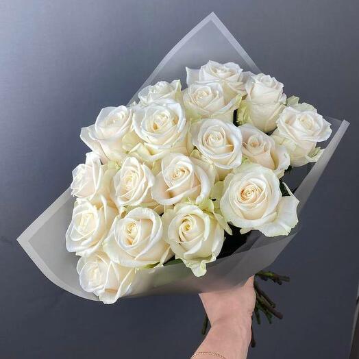 Букет из белых роз